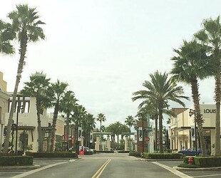 ST. JOHNS TOWN CENTER