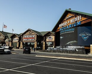 BASS PRO SHOPS